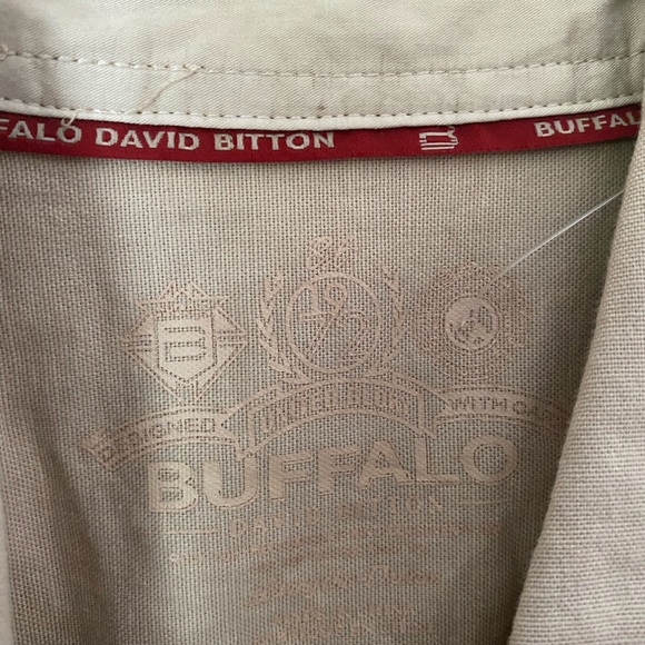 David Bitton Casual Button Up - Picture 2 of 2
